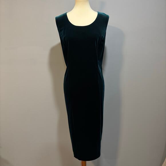 R&M Richards Women's dark teal emerald Velvet Dress, size medium - Picture 2 of 11
